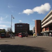 Staines Bus Station, Стайнс