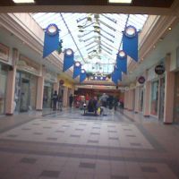 Castle Place shopping centre, Траубридж
