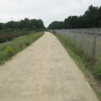 Path next to the railway line, Формби