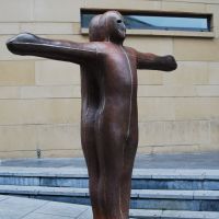 Anthony Gormleys double statue, Лондондерри