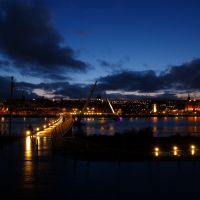 The Peace Bridge Derry Northern Ireland, Лондондерри