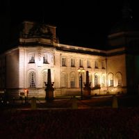 Cardiff city hall at night, (Caerdydd, Cymru), Кардифф