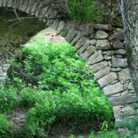 Нагорно-Карабахская республика. Каменный мост XVII века в деревне Аветараноц (Чанахчи), Геокчай