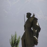 Monument of unknown Soldier pointing towards Afghanistan seen from West, Хорог