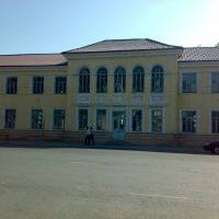 Old building of the Department of Foreign Languages, Khujand State University - Старое здание факультета иностранных языков ХГУ, Худжанд