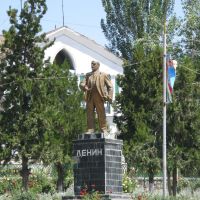 Ленин на кругу в Табошаре, Кансай
