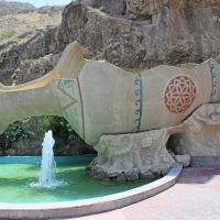 Fontaine du Café Maral proche Ashgabat au Turkmenistan, Безмеин
