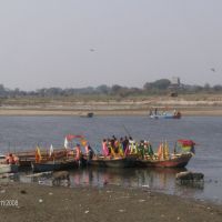 Mathura/ Vrindavan Ghat, Дарваза