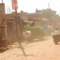 strade a Mathura, Дарваза