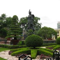 Tượng bà Lê Chân - Le Chan statue, Хайфон