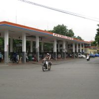 Cây xăng trung tâm - The centre gasoline filling station, Хайфон