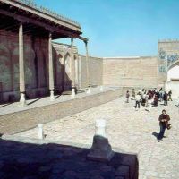1985.04. - Buhara, Ark castle-atrium from 8-10th-century, Бухара