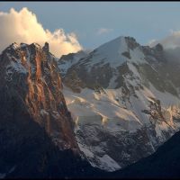 Mountains Adamtash (4579) and Mirali (5106), Усмат