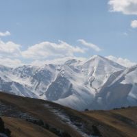 Abshir, Aktash Pass (Abshir-Malyaran), october, Nichkesu mountains far (W), Язъяван