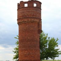Старая водонапорная башня, Володарское