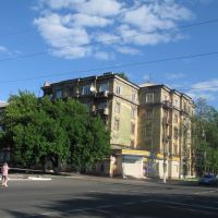 Главный фасад "Инкубатора", Енакиево