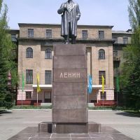 Ленин., Ясиноватая
