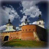 ...крепость-монастырь ордена "Босых Кармелитов"/Berdichev today, Быковка