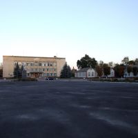 Main square, Народичи
