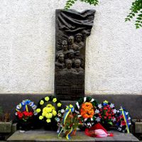Heroic Soviet monuments - Szovjet hősi emlékmű, Виноградов