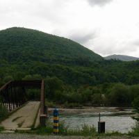 Blasted bridge to Romania through to Tisa river, Тячев