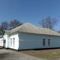 маленькое здание школы №3, Ракитное