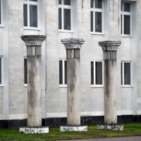 Columns, Славутич