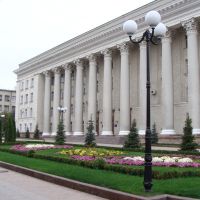 Оновлені клумби перед Міською Радою, Кировоград