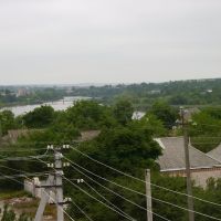 Речка Синица, пешеходный мостик, слева бывший сахарный завод, впереди - бывшее заводоуправление царских времен, Ульяновка