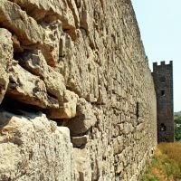 Карантин. Генуэзская крепость. Вид на башню Климента (папы Климента IV), Феодосия