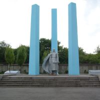 ● Мемориал в память о воинах, павших в боях за Алчевск, Коммунарск