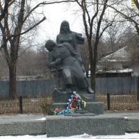 Памятник павшим воинам (площадь победы), Первомайск
