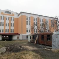 школа і памятник, Дрогобыч