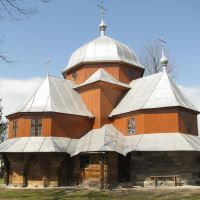 Деревяна церква Різдва Богородиці, Яворов
