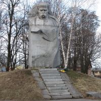 памятник Т.Г.Шевченко, Пирянтин