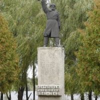 памятник партизанам Глуховщины, Глухов
