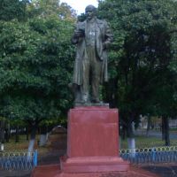 Cередина-Буда, памятник В.И.Ленину, Середина-Буда