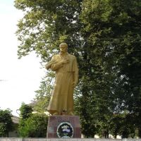 Памятник Т.Г. Шевченку (Monument of Taras Shevchenko), Монастыриска