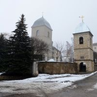 Тернопіль.Воздвиженська церква1540р. з новою дзвіницею, Тернополь