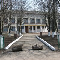 Школа 02-04-2011, Красноград