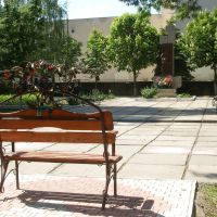 Bench of love + Monument to the founder of the town, Скадовск