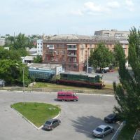 View from 5th floor of hotel "Meridian". Very noisy due permanent manoeuvring of cargo trains: not reccomended :( June, 2009, Херсон