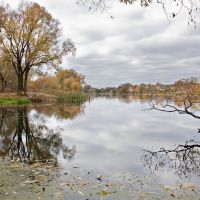 Lake in autumn, Славута