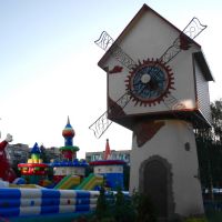 Мельница и детский городок, Хмельницкий