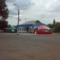 Магазин на Першотравневі, Христиновка