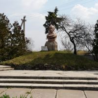 Памятник скульптору-монументалисту Мартосу Ивану Петровичу, Ичня
