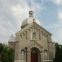 Church, Сторожинец