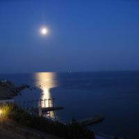 Місяць і Море * the Moon and the Sea, Понизовка