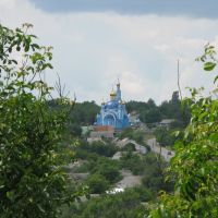 Вид на церковь Слободы-Шаргородской с территории монастыря, Шаргород