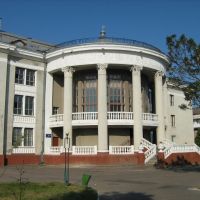 ►Задній фасад палацу культури, Нововолынск